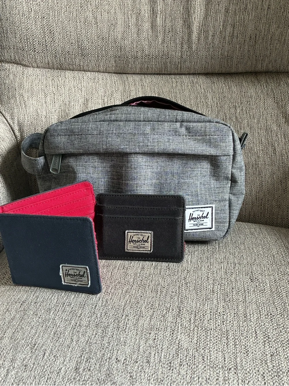 Herschel Supply Company Grey Travel Bag with Black & Navy Accessories